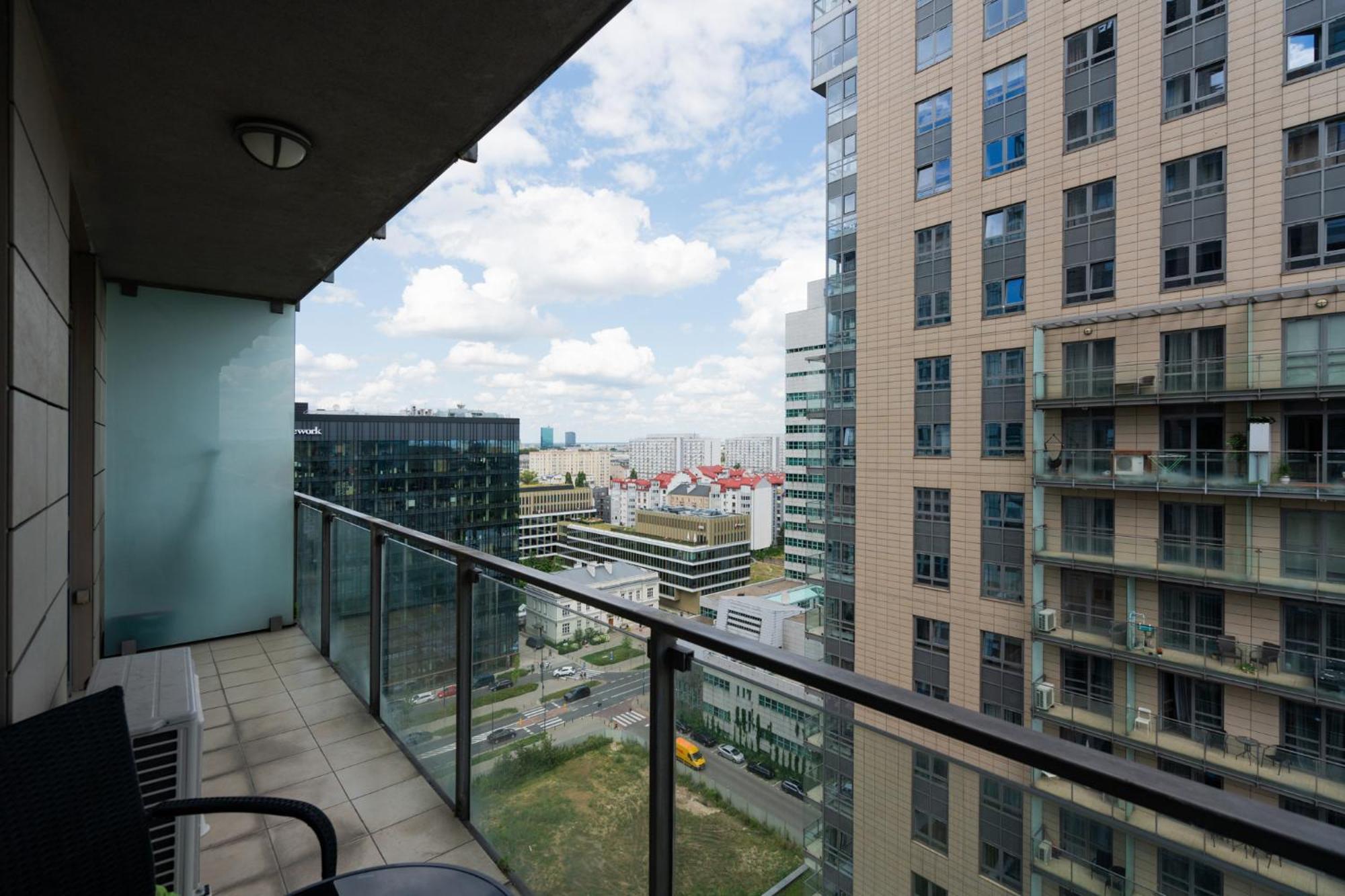 Апартаменты Platinum Towers J&K Варшава Экстерьер фото